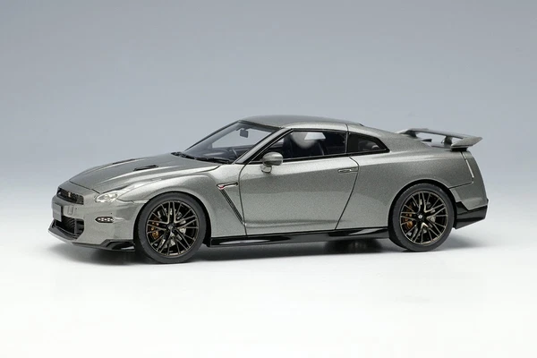 Make Up EM695D 1:43 Nissan GT-R Premium Edition 2024 Grau Modellauto Eidolon-image