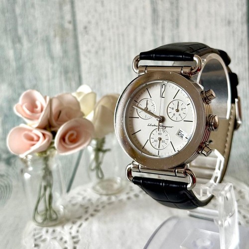 Salvatore Ferragamo White Silver Quartz Watch Chronograph Fault
