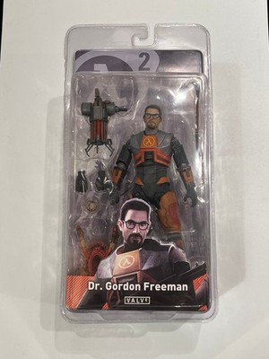 NECA Half-Life 2 (Gordon Freeman) Action Figure - New and Factory Sealed