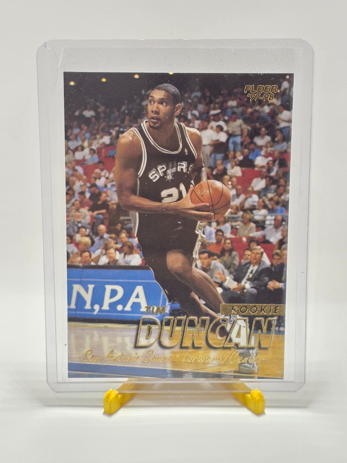1997-98 Fleer Tim Duncan Rookie Card RC #201 Spurs HOF 🔥