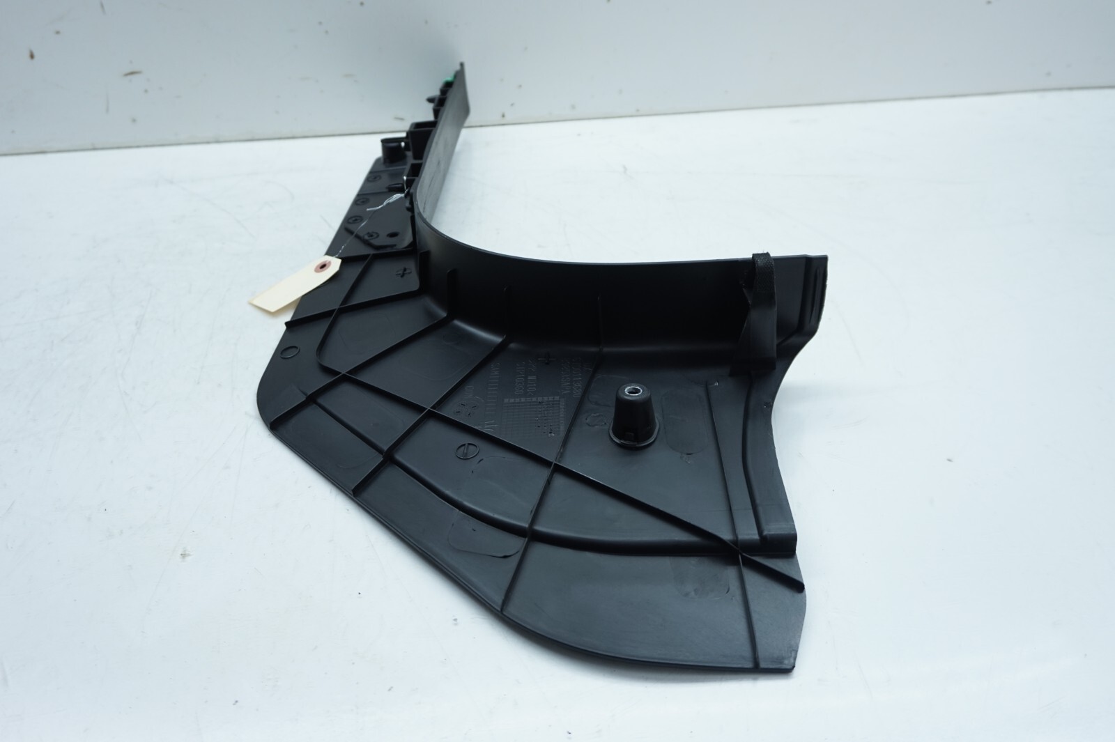 2014-2019 Maserati Ghibli OEM Right Front Inner Kick Scuff Plate 6700113680