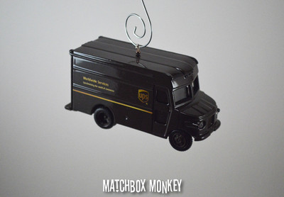 Christmas Ornament 1/55 Scale UPS United Parcel Service Delivery Truck USPS UPS