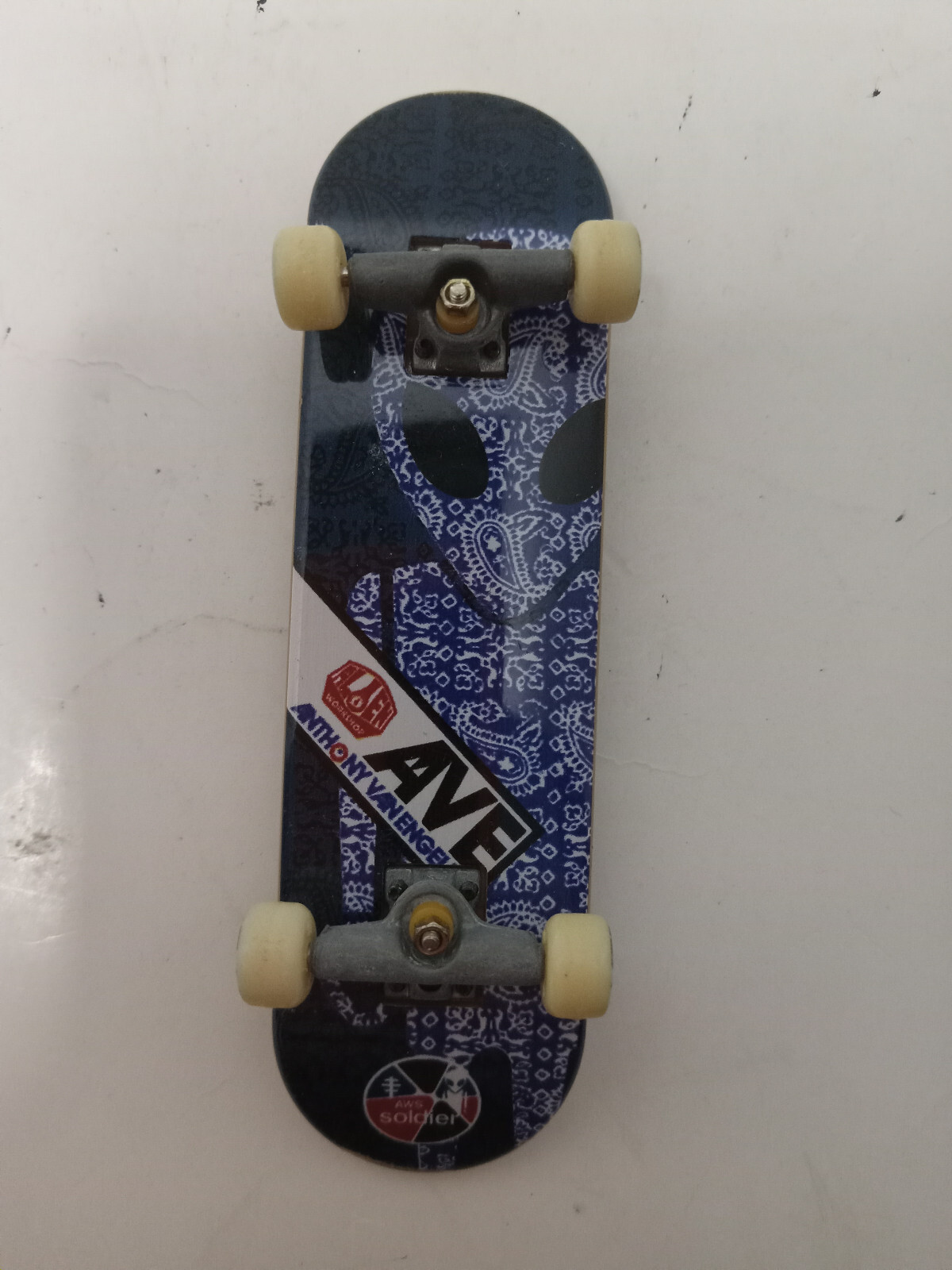 Picture 1 of 2
