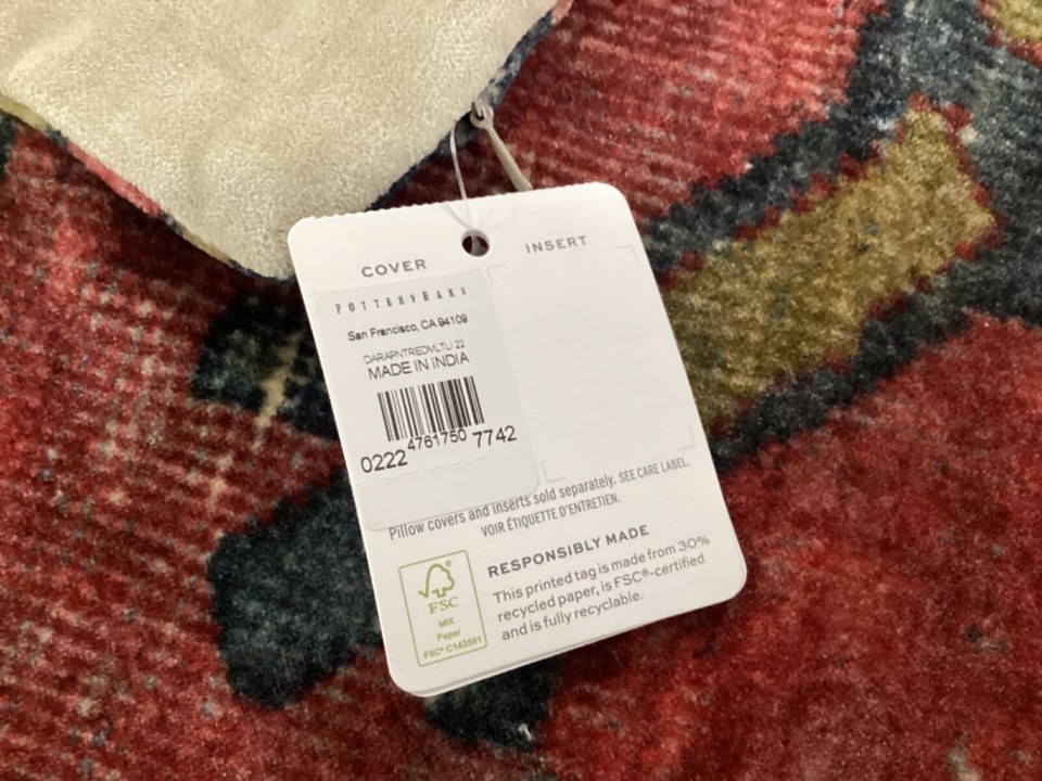 Pottery Barn Dara Persian Velvet Pillow Cover Red 22 sq Floral Rug