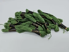 19 Skeins NEW Vintage American Thread Co STAR SIX STRAND 9 yd #1013 Green