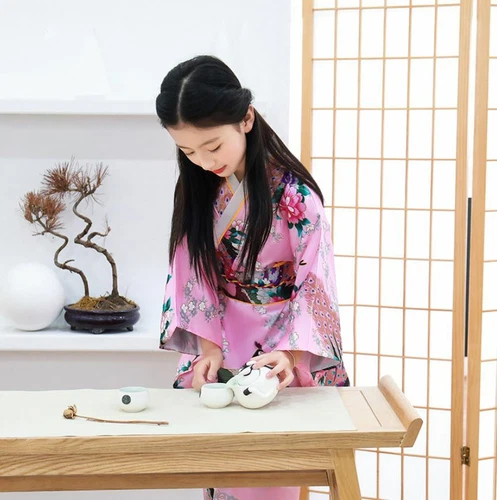 New Japanese Childrens Girls Pink with Flower Prints Long Kimono Outfit - Picture 3 of 5