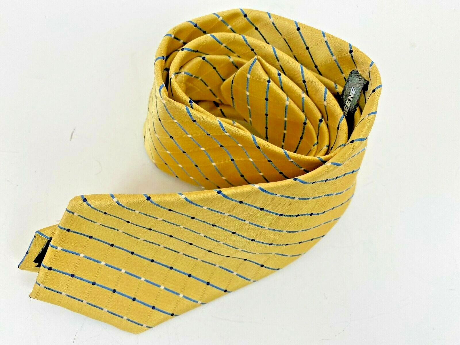 Geoffrey Beene Men's Yellow Classic Neck Tie Satin Diamond Design 56' x 3"
