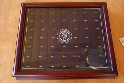 Danbury Mint John F Kennedy Half Dollar Wooden Display Case Glass Lid Empty