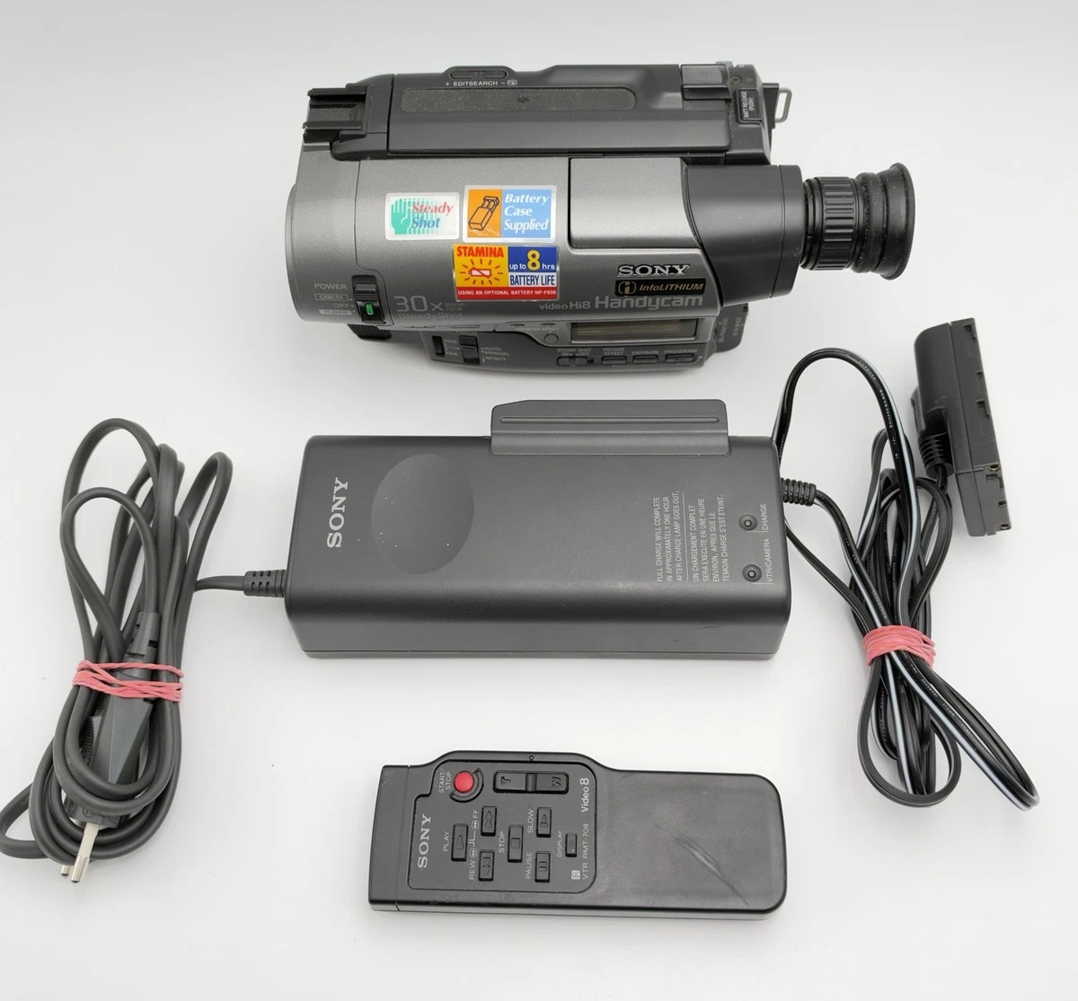 Sony CCD-TR820E Handycam Video Cámara Grabadora Hi8, Zoom 30x - Probado