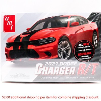 AMT 2021 Dodge Charger R/T 1:25 Scale Model Car Kit