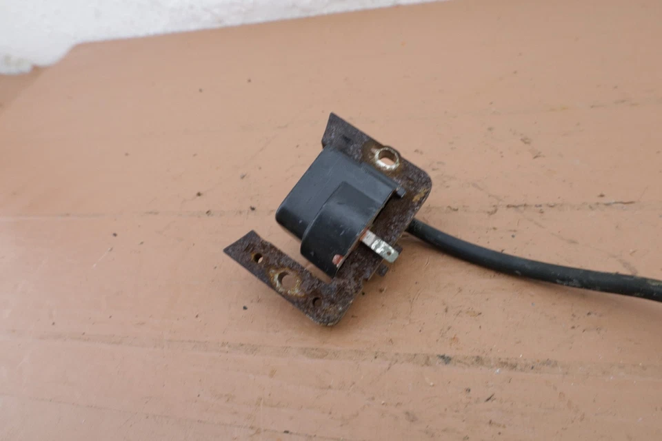 Bobina de encendido Craftsman 143.975038 Tecumseh cortacésped OEM 34443B Foto 2 de 4