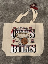 Mitchell & Ness Chicago Bulls Graphic Tote Bag 2.0