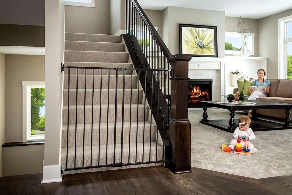 Puerta para bebés 2 en 1 extra alta para escaleras y pasillos (Negra) NUEVO US Foto 2 de 4