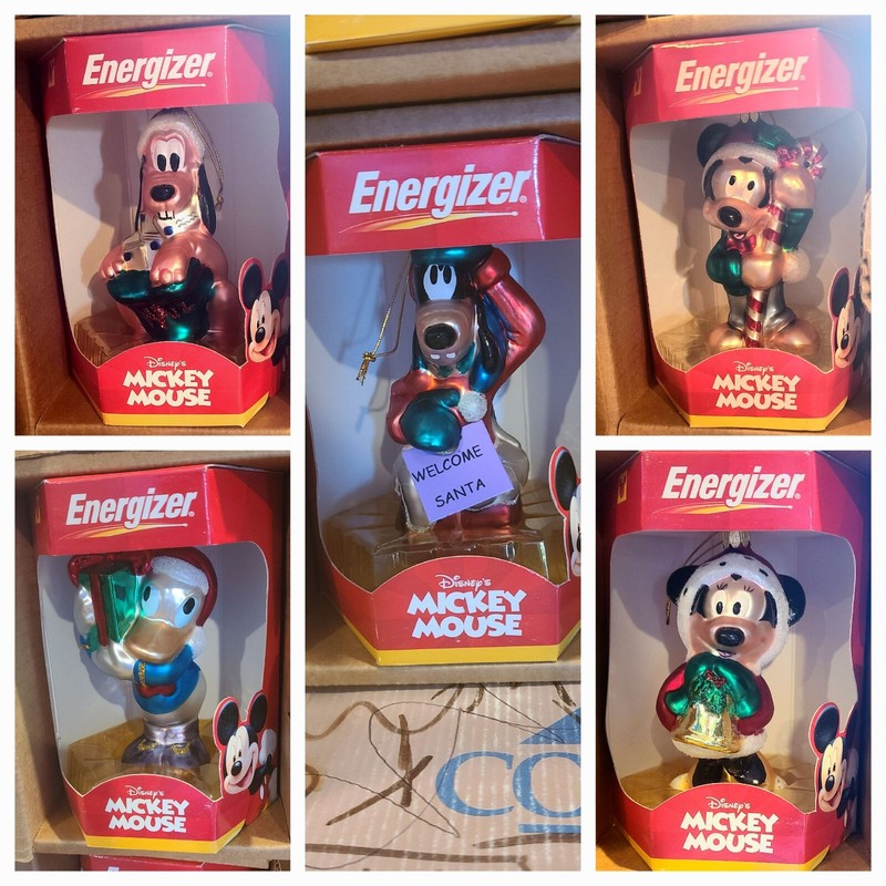 NEW  5 Disney Energize Christmas Ornaments Mickey Minnie Pluto Goofy Donald 2000