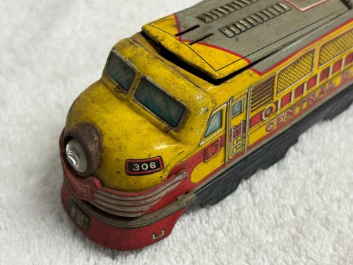 RDP Central cable Streamliner Train - Picture 3 of 9