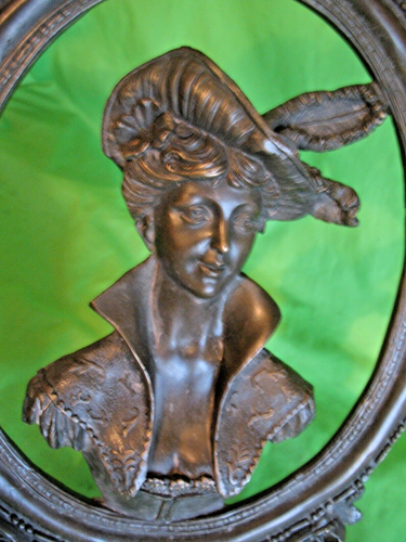 Antike Bronze verzierte ovale gerahmte Hochrelief französische viktorianische Mädchen Wandmaske - Bild 3 von 9