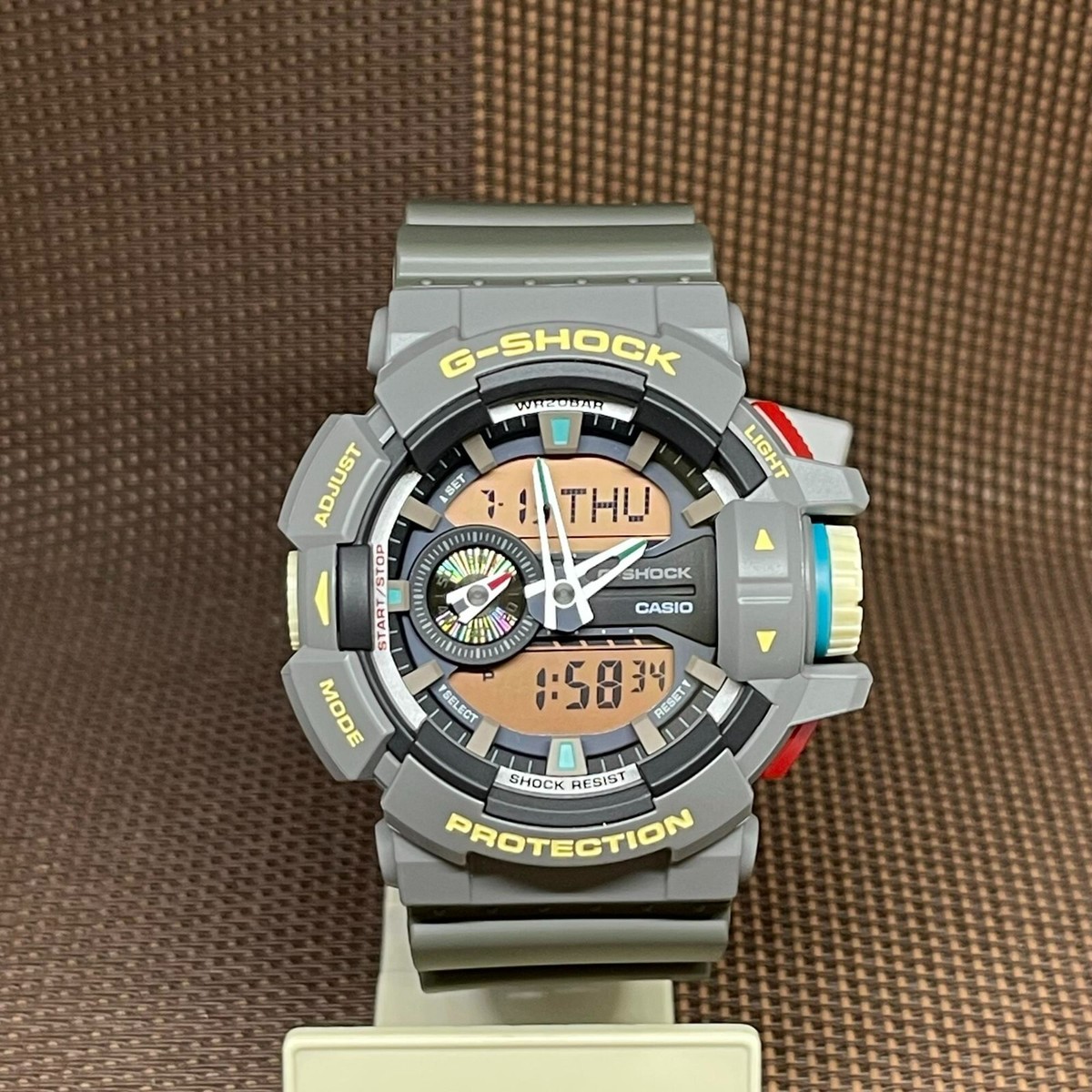 Casio G-Shock GA-400PC-8A Gray Resin Worldtime Alarm Analog 