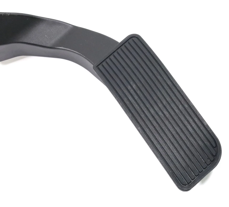 Genuine GM 23362231 Accelerator Pedal & Sensor 2011-2019 LML L5P Duramax Diesel - Image 3 of 4