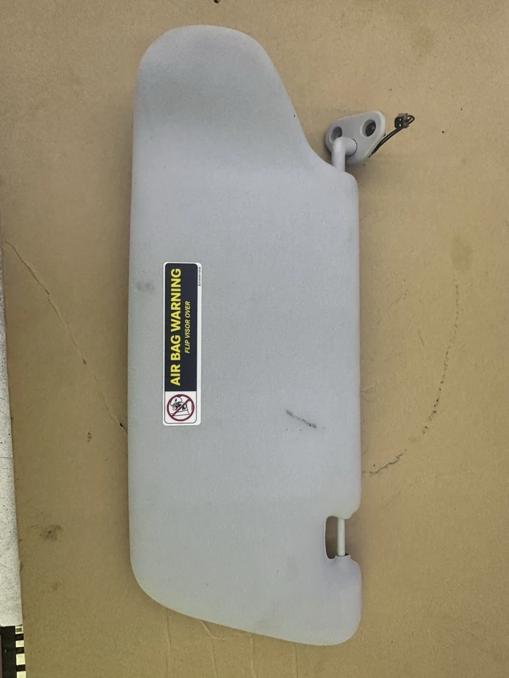 02-05 Mercedes W163 ML500 ML320 ML350 Pass Side Sunvisor Shade Cover Gray OEM - Image 4 of 4