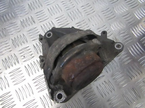 4b0399113k Motorhalterung und Getriebe (Motorhalterung)  Audi A6 DE335257-65