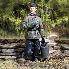 W.Britain 25082 German Army Tanker in Parka No.1 Britains 