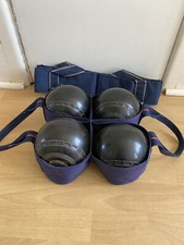 Almark Clubmaster Medium Lawn Bowls Size 6 - BIBC K01 Set of 4 Plus Carry Bag