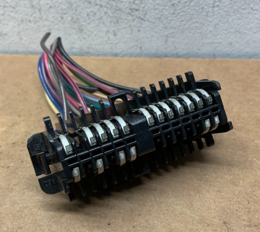 1992 1993 1994 Chevy GMC C1500 Truck Tahoe Yukon Gauge Cluster Connector Pigtail - Image 2 of 4