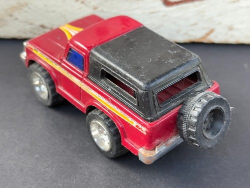 (2) Vintage ARCO INDUSTRIES Friction Motorized Truck & Jeep Pair AS IS FOR PARTS - Picture 7 of 10