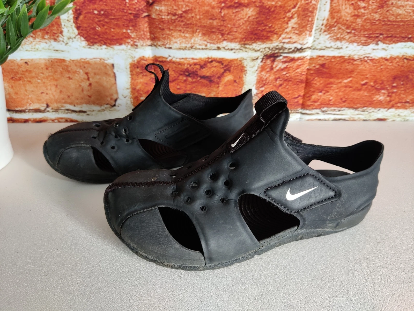 SANDALI JUNIOR RAGAZZO RAGAZZA NIKE SUNRAY PROTECT 2 UK 12 5 EU 31 NERI ASCIUGATURA RAPIDA