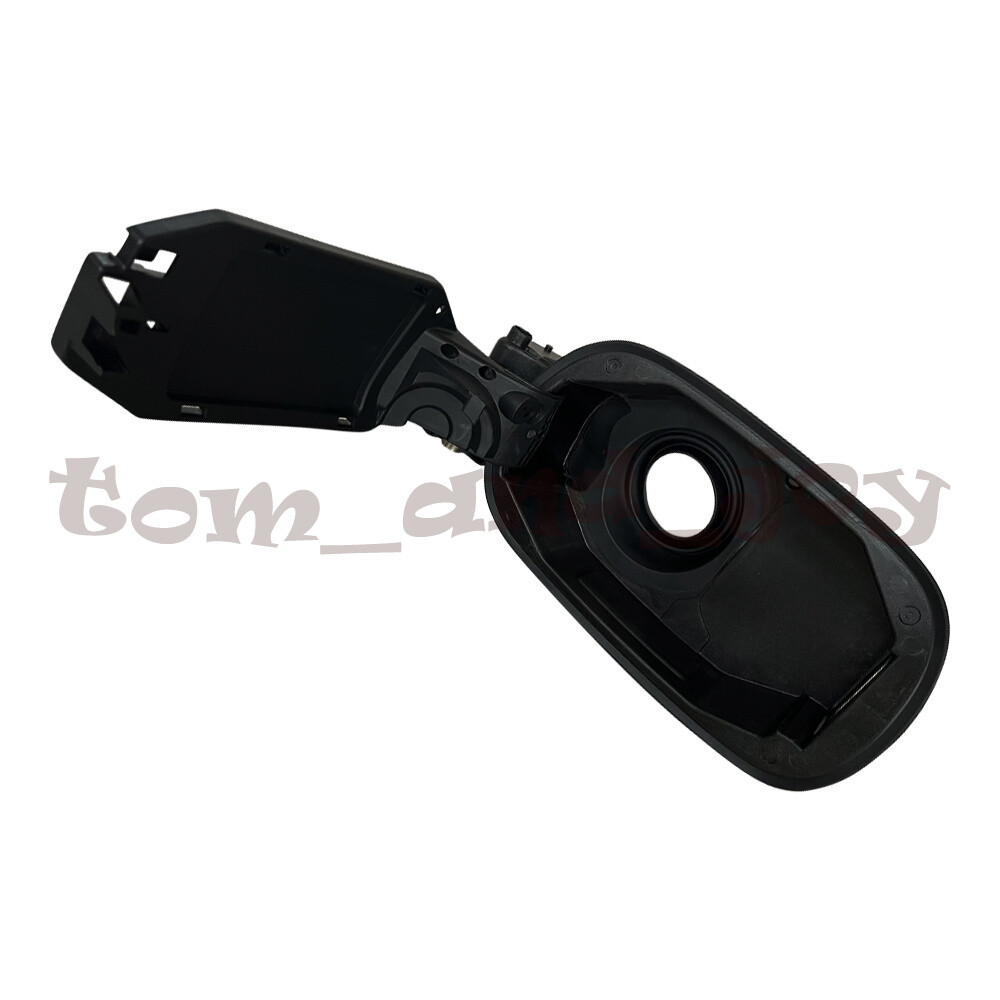 For MercedesBenz W205 CClass C300 A2056304404 Fuel Tank Cover Cap