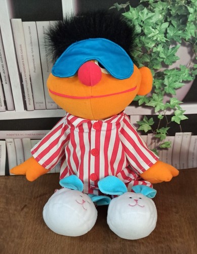 Peluche ballerine Zoé PORT AVENTURA 1 rue sésame street 35 cm - SOS