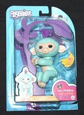 WowWee Fingerlings Friendship  Your Fingertips - Blue Baby Monkey