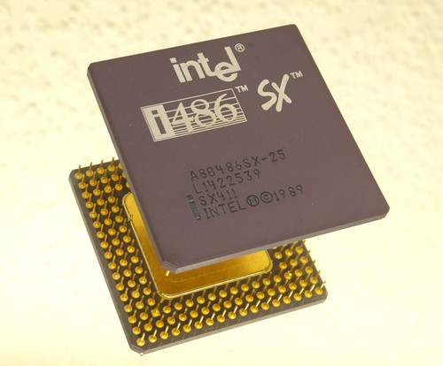INTEL 80486 SX 25 Gold Céramique -- 25 MHz Vintage CPU -- SX411