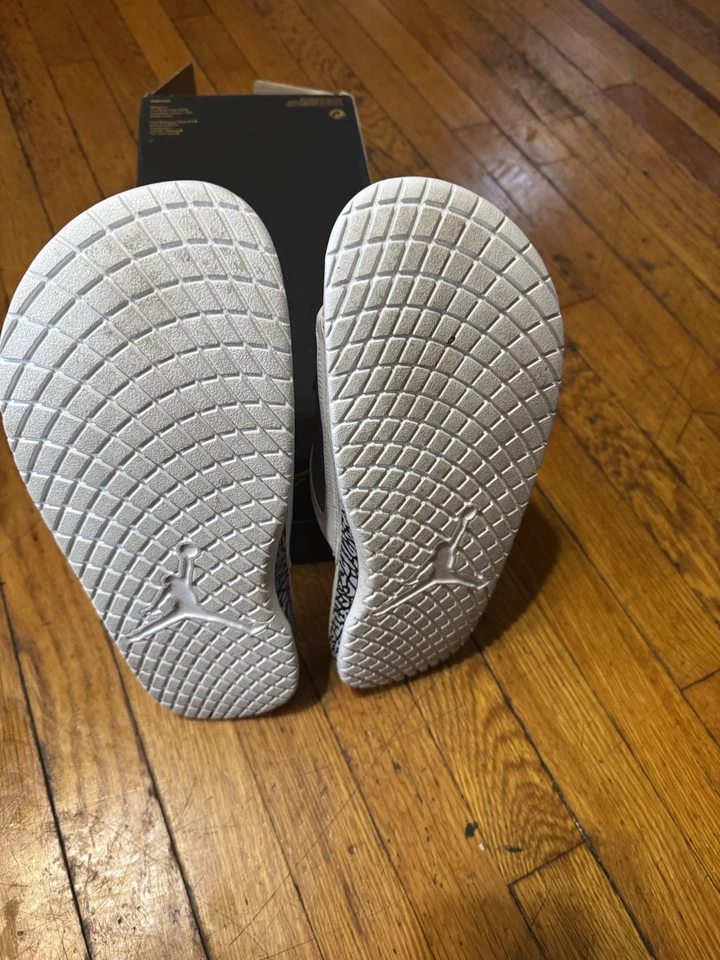 Chanclas Jordan Three Retro / Slide Blanco Cemento Talla 15 Chanclas Foto 2 de 4