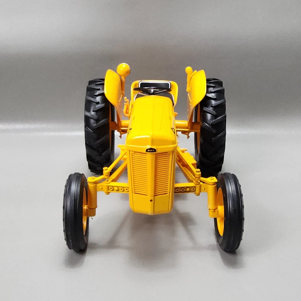 Universal Hobbies Massey Harris 202 Work Bull Tractor 1:16 Diecast Limited - Image 3 of 4