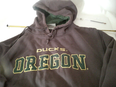 Campus Heritage - Oregon Ducks - Hoodie - Large - Sweatshirt Pullover