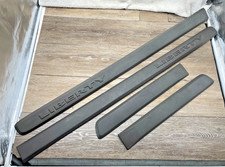 05-07 Jeep Liberty Door Trim Driver Passenger Front Rear Molding Set Gray Oem