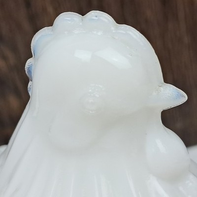 VTG MCM Hazel Atlas White Opalescence Hen On Nest Milk Glass