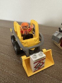 LEGO Duplo Construction Site 4988- Incomplete (missing 2 Pieces)