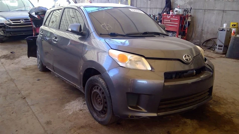 Throttle Body Fits 08-12 SCION XD 6573592 - Image 3 of 4