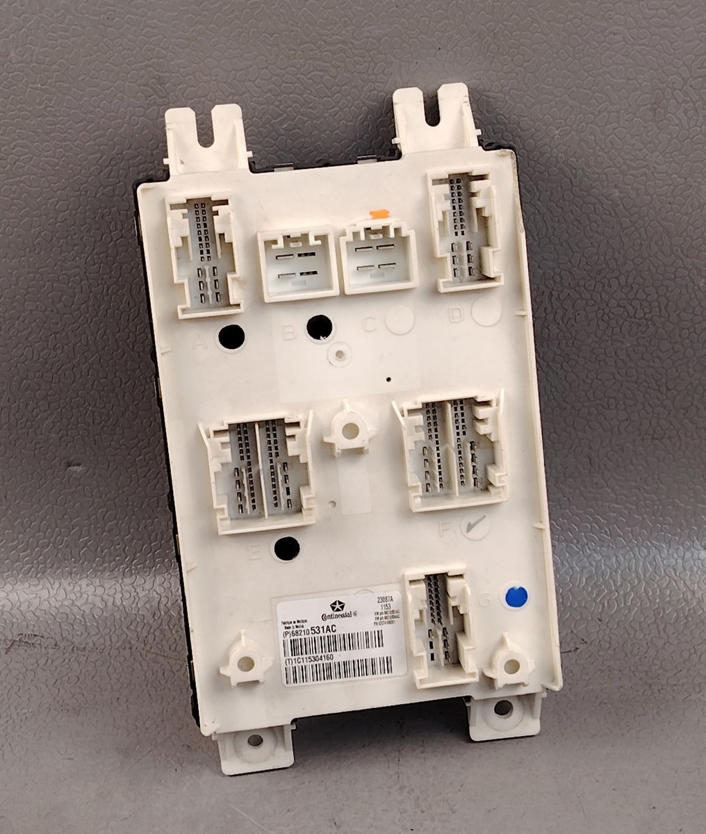 P68210531AC JEEP GRAND CHEROKEE IPDM BCM FUSE BOX CONTROL MODULE