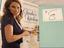 SIGNED Giada's Kitchen New Italian Favorites Book De Laurentiis 1st ED/Print HC