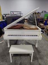 SAMICK BABY GRAND PIANO SG-155 CREAM/GOLD - PREOWNED