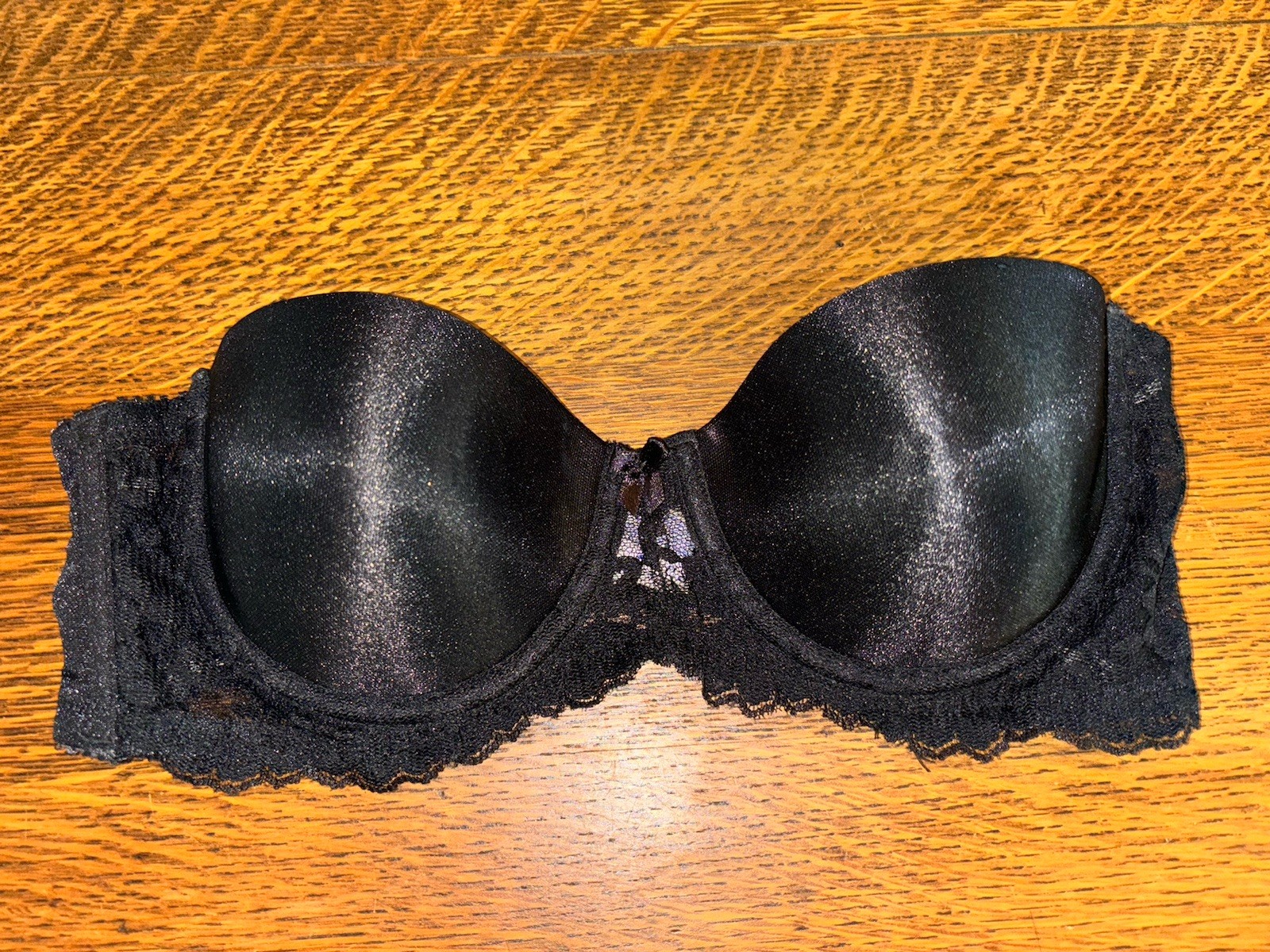 Sujetador con aros acolchado sin tirantes Bestform vintage negro talla 34B