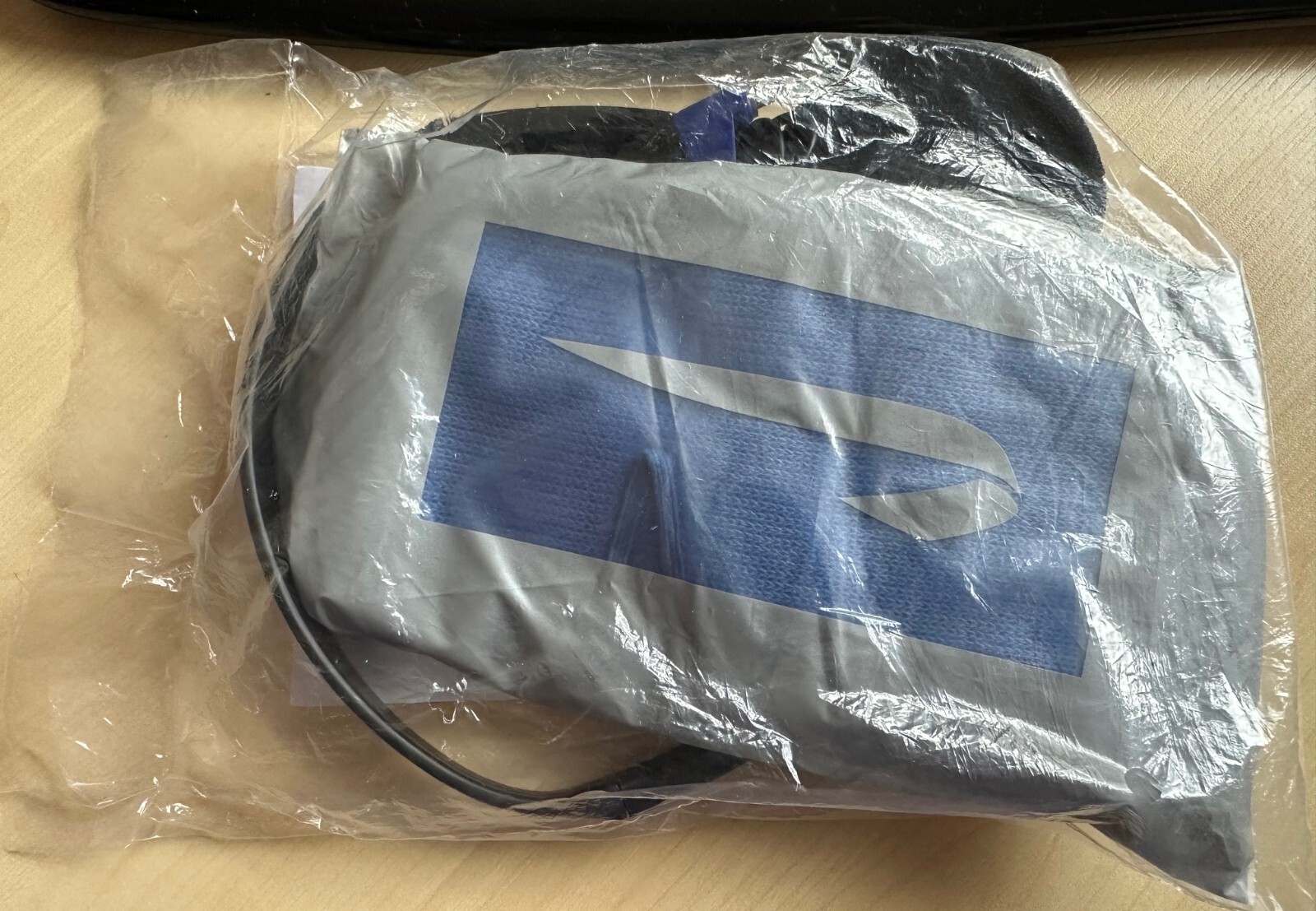 BRITISH AIRWAYS HEADPHONES 3.5mm JACK PLUG eBay