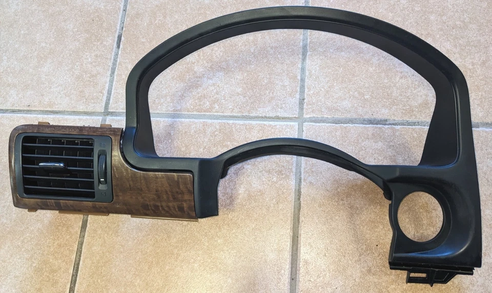 Nissan Armada 2009 velocímetro panel moldura bisel Foto 4 de 4