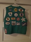Vintage Girl Scouts Vest With Badges And Pins Size Large 🔥🔥 — photo 8