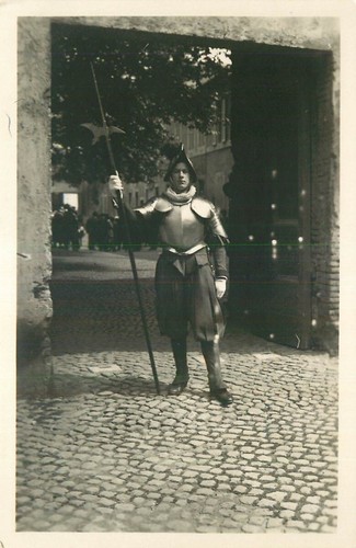 Echt Foto AK Päpstlicher Schweizer Gardewächter, Rom, Italien