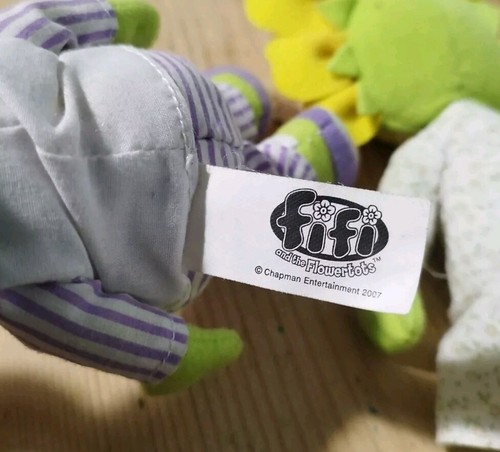 FIFI AND THE FLOWERTOTS - Violet and Primrose Plush Soft Dolls Toys - 7” 2007 - Picture 3 of 4