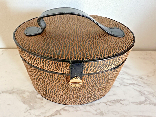NEW Travel Oval Cosmetic Hard Shell Lockable Case Mirror Animal Print Bottles - Picture 4 of 21